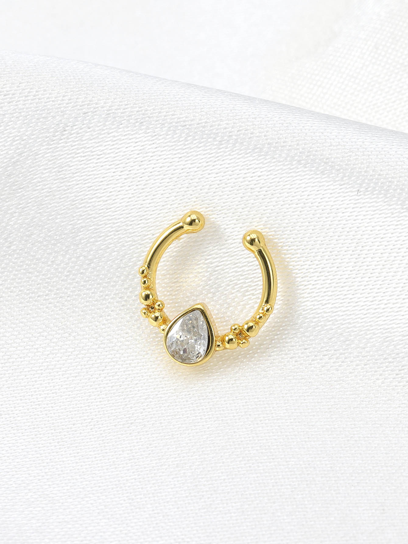 스테인레스 스틸 말굽 워터 드롭 여성을위한 천공 클립이 - Body Jewelry Septum 리뷰 및 가격